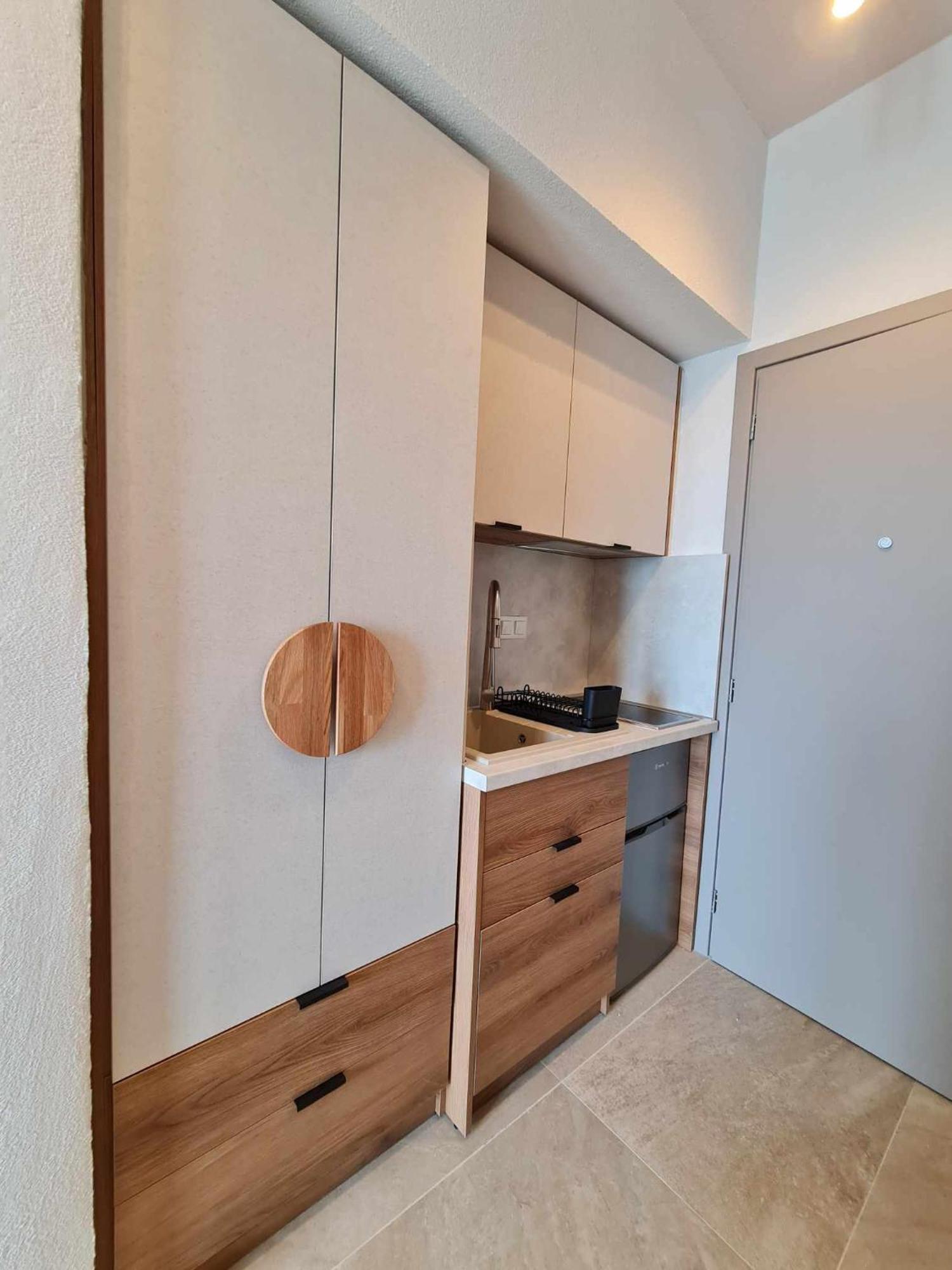 Anna Beach Suites 利迈纳里亚 外观 照片