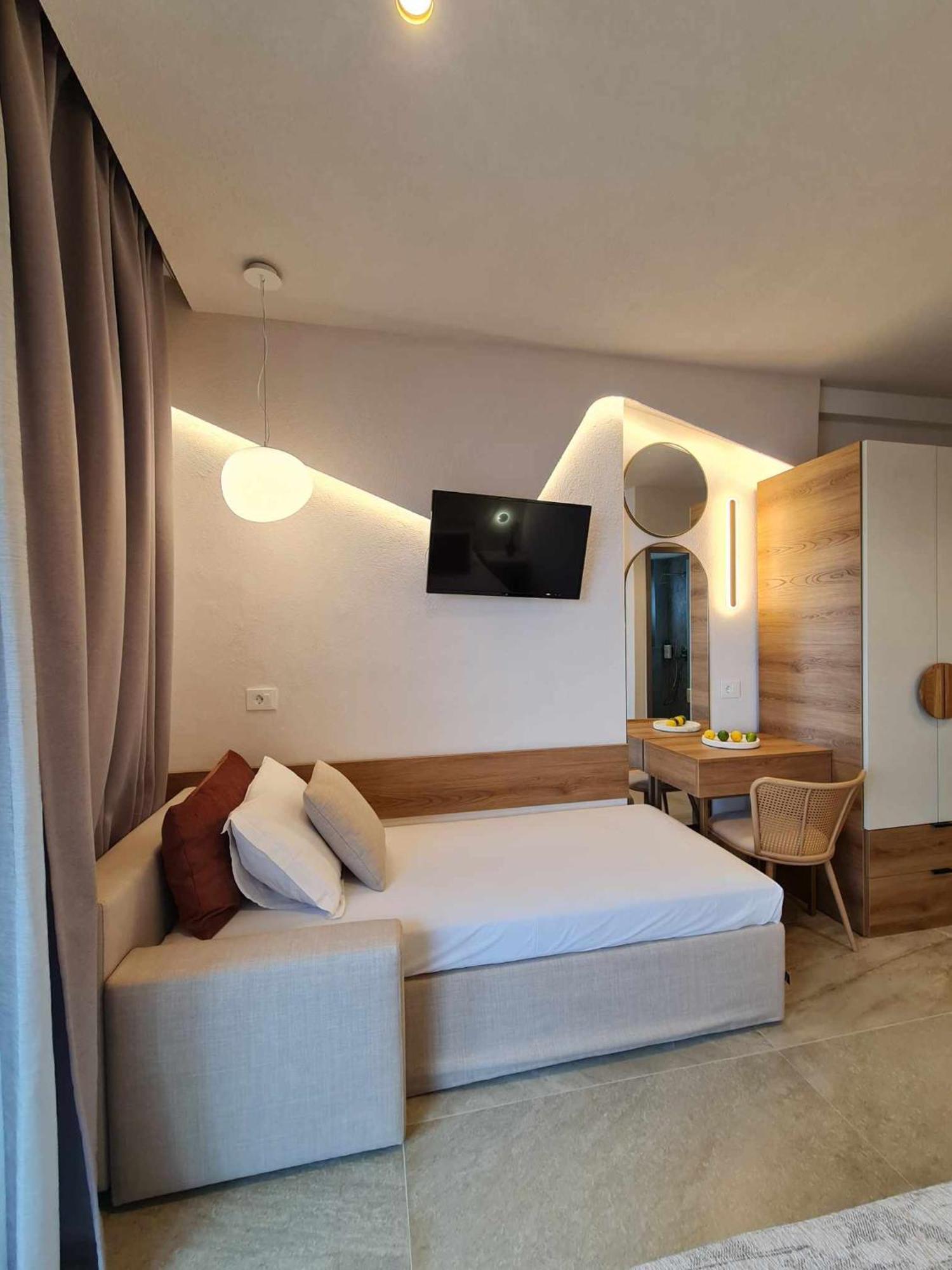Anna Beach Suites 利迈纳里亚 外观 照片