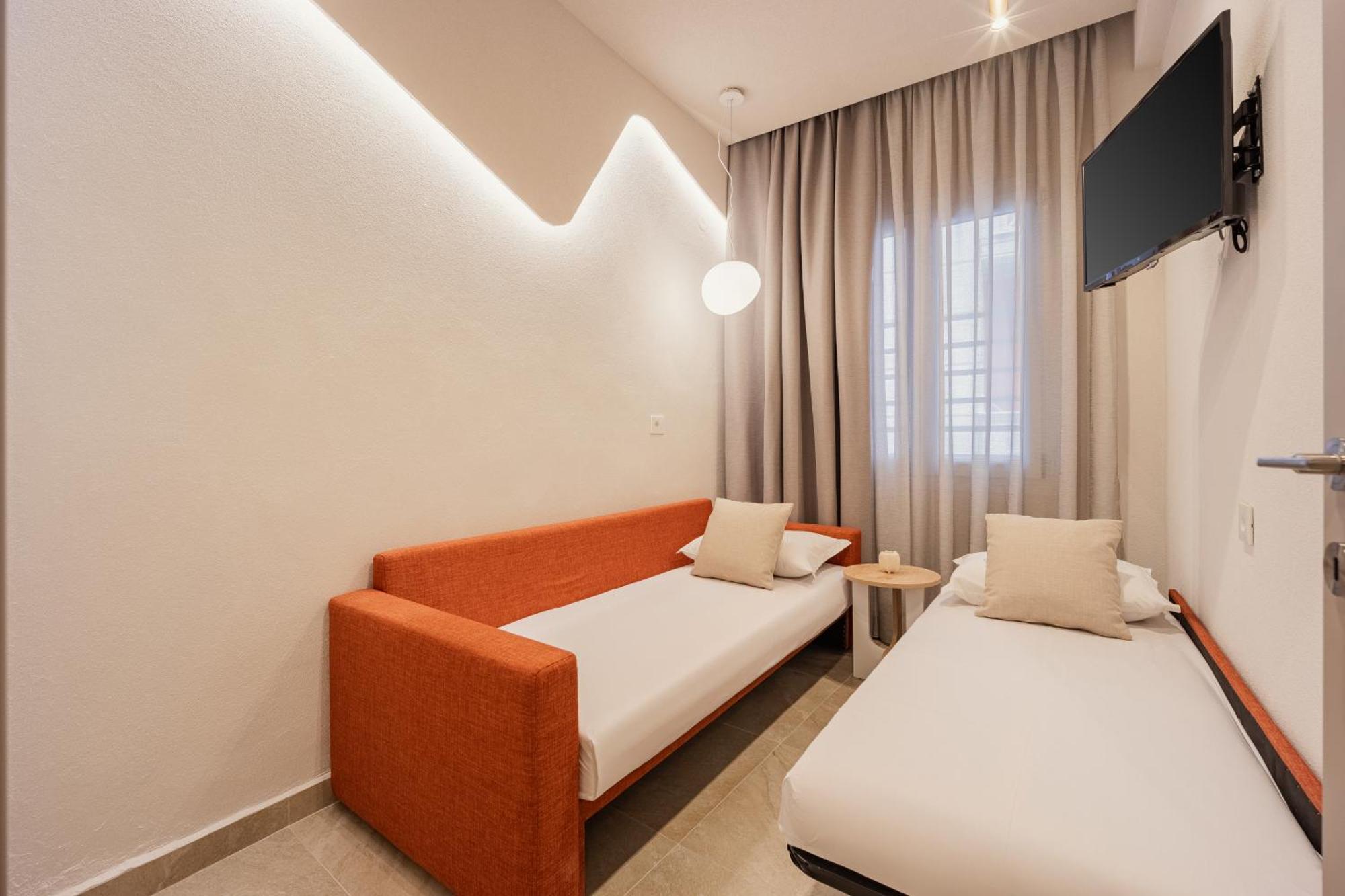 Anna Beach Suites 利迈纳里亚 外观 照片