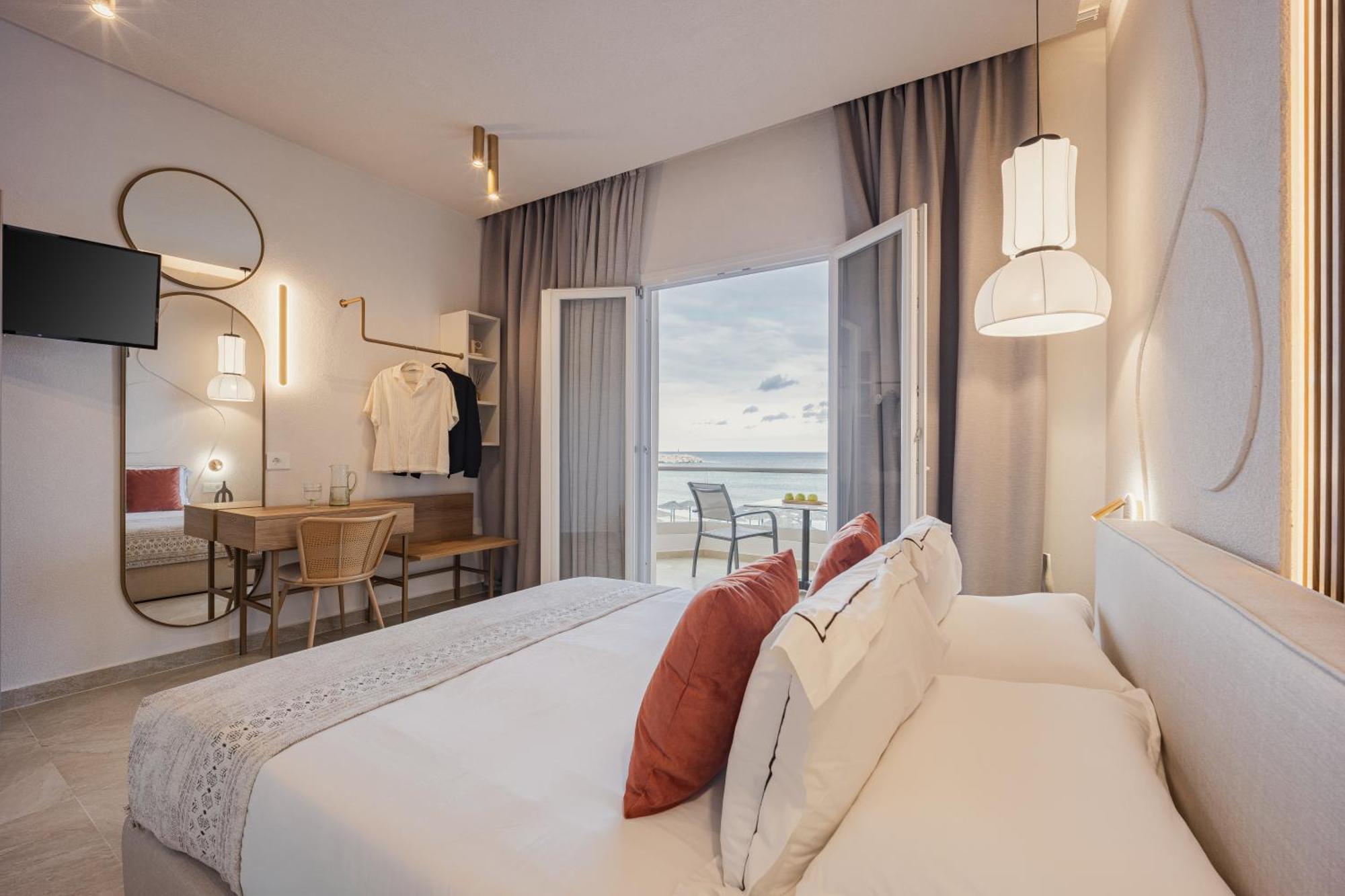 Anna Beach Suites 利迈纳里亚 外观 照片