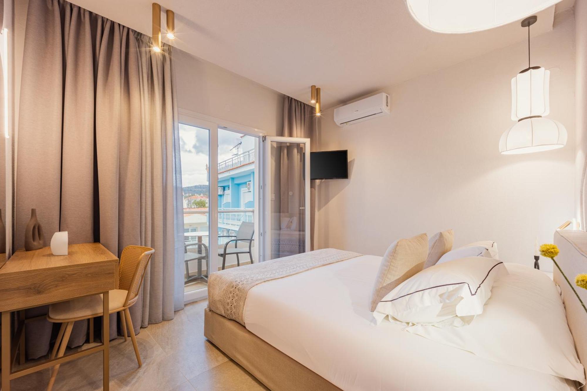 Anna Beach Suites 利迈纳里亚 外观 照片