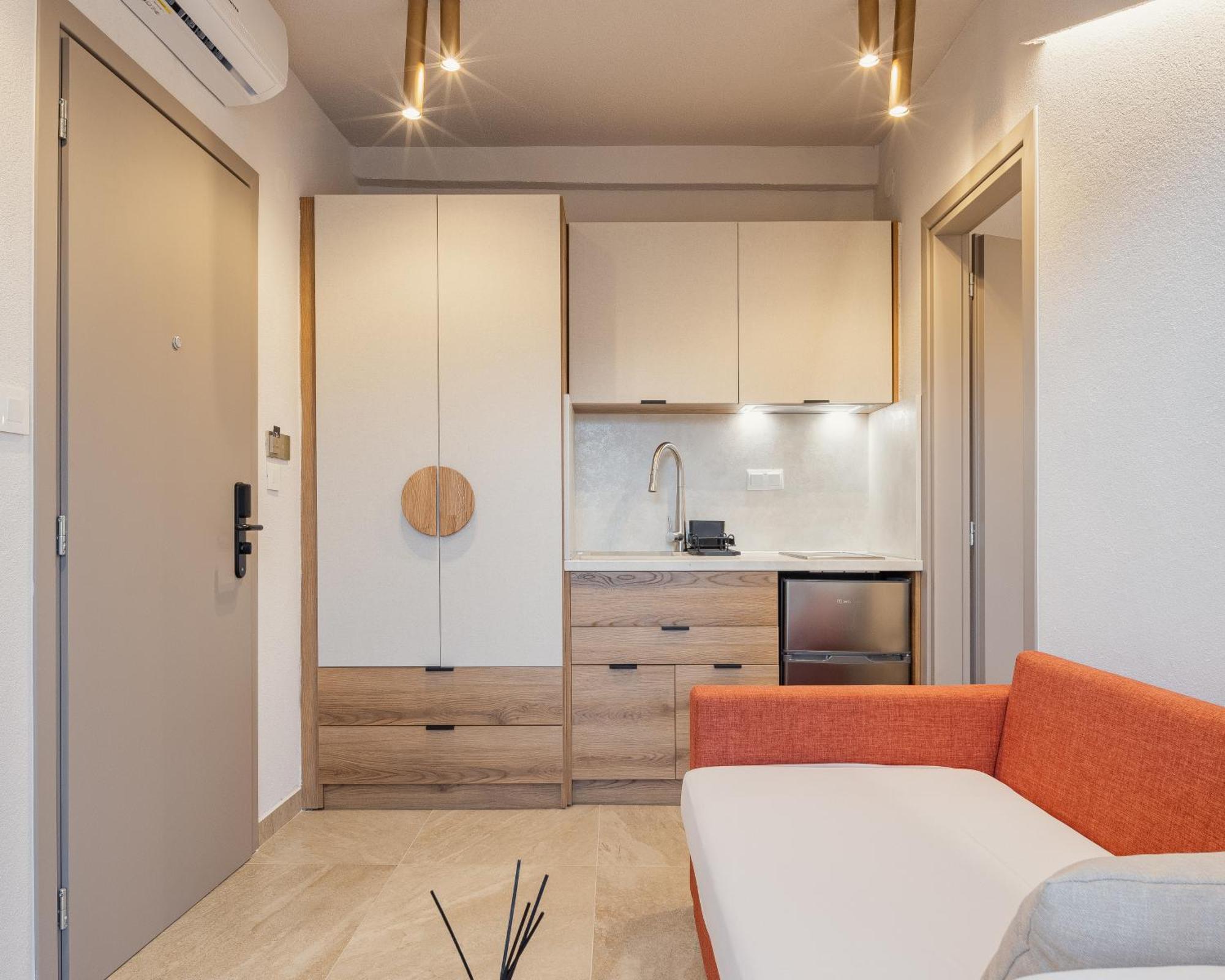 Anna Beach Suites 利迈纳里亚 外观 照片