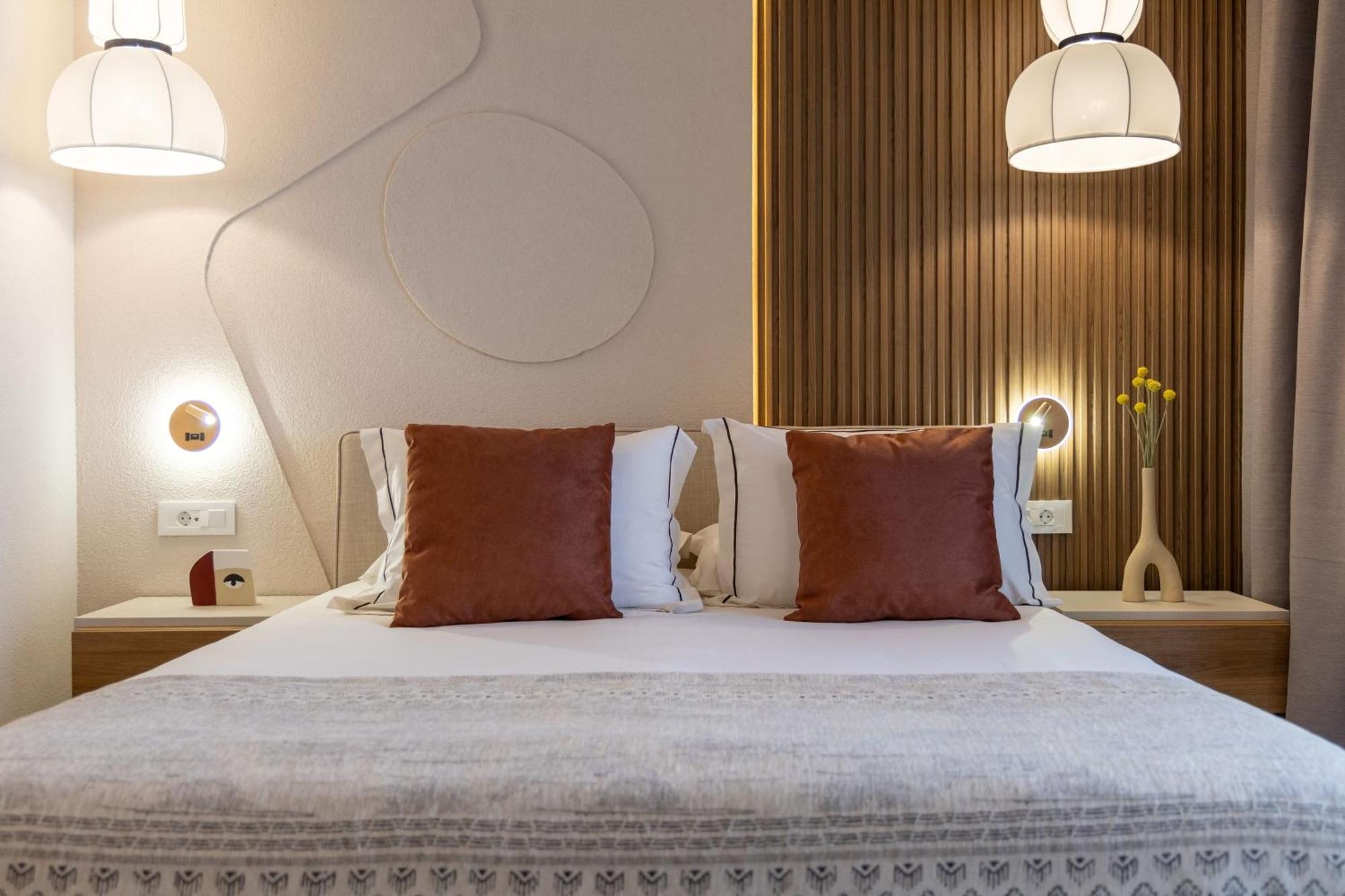 Anna Beach Suites 利迈纳里亚 外观 照片