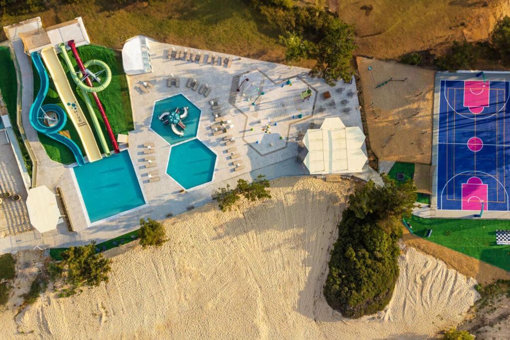 Anna Beach Suites 利迈纳里亚 外观 照片